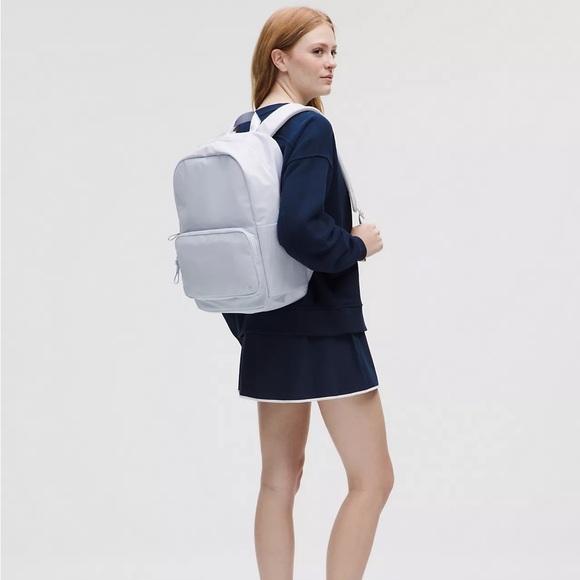 Lululemon Everywhere Backpack 22L- Starch Blue/Sheer Oak - Picture 1 of 6